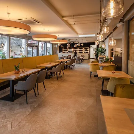 Hotel Th Messe